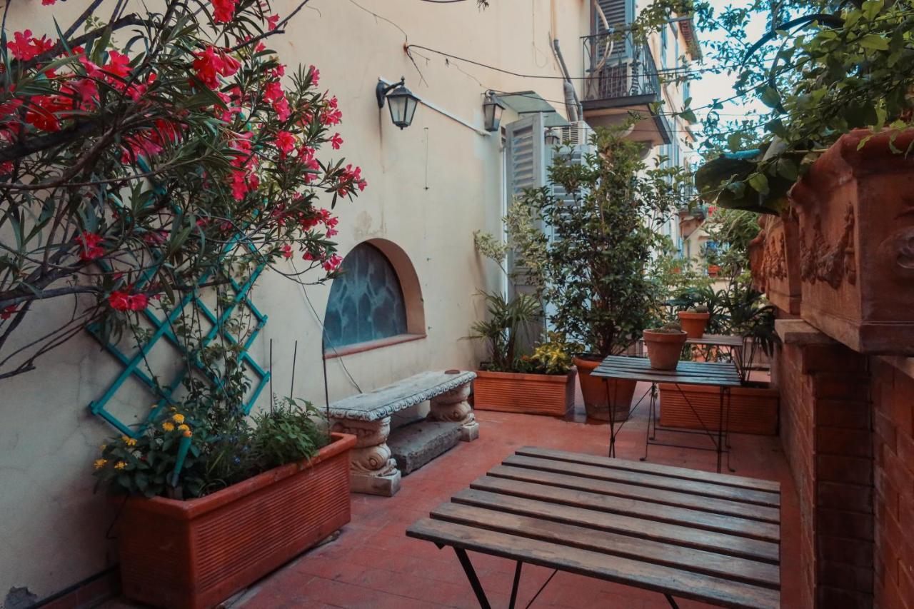Hotel Azzi Florencja Zewnętrze zdjęcie