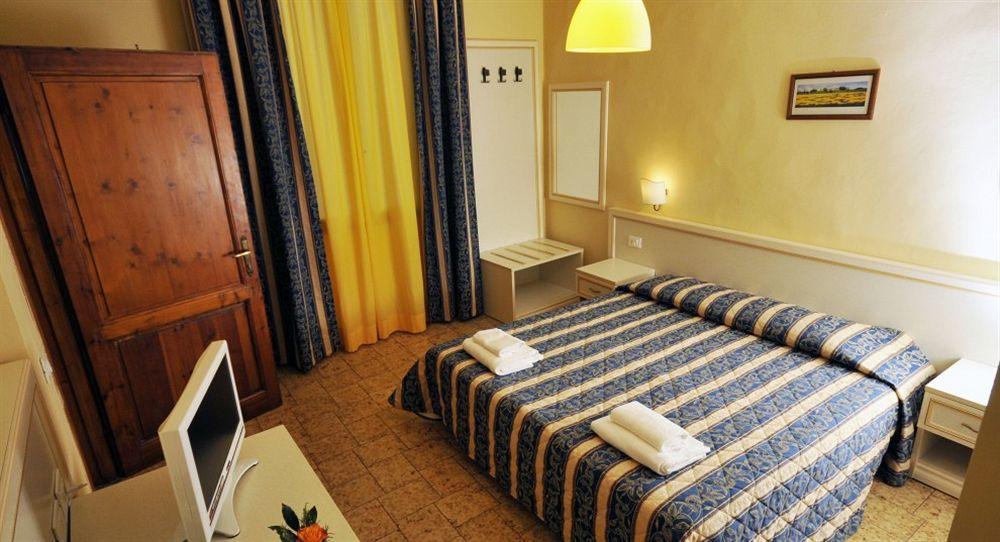 Hotel Azzi Florencja Zewnętrze zdjęcie