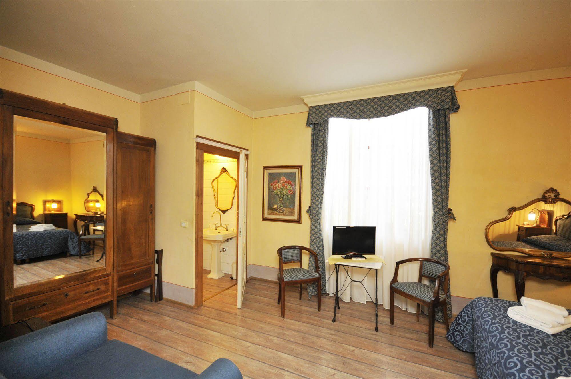 Hotel Azzi Florencja Zewnętrze zdjęcie